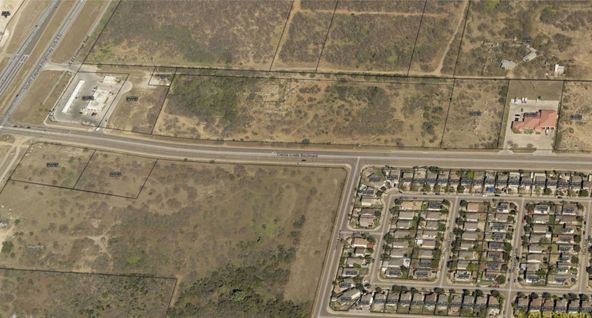 CIELITO LINDO BLVD PRIME DEVELOPMENT: CIELITO LINDO BLVD, Laredo, TX 78046